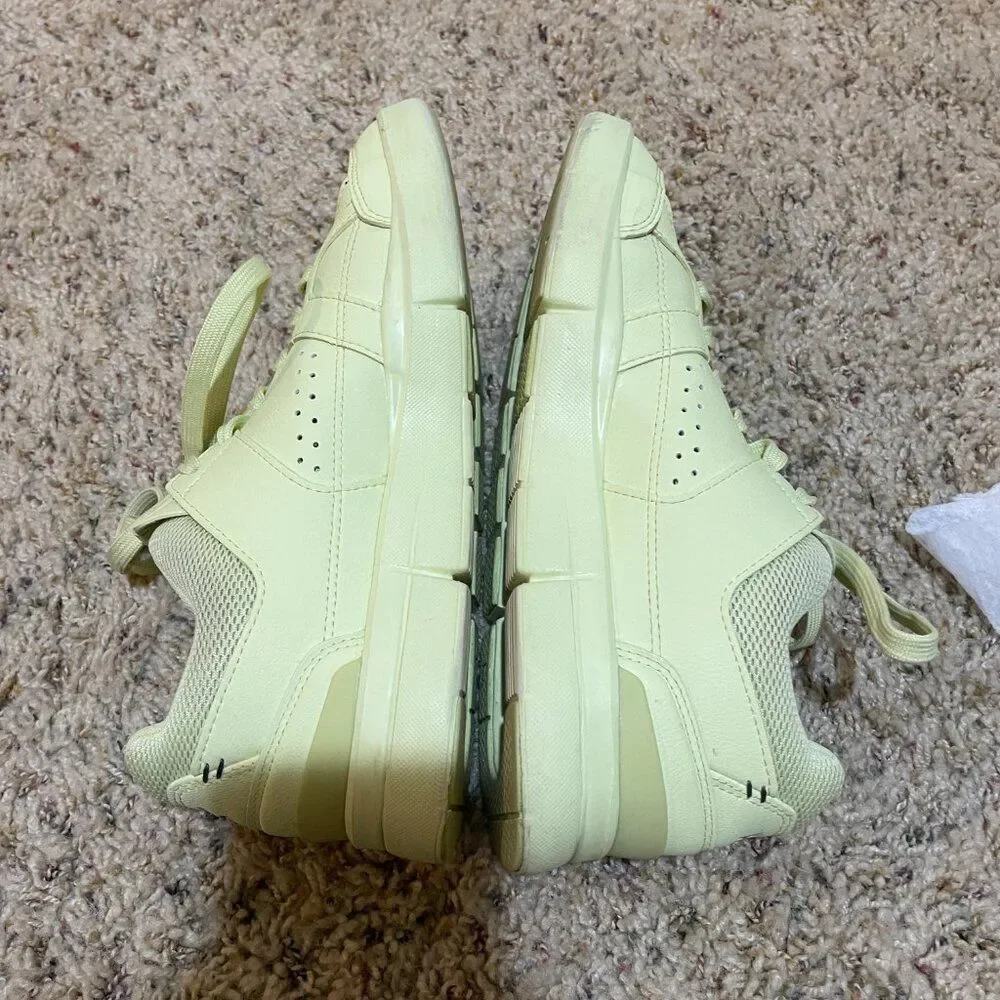 On Running Women's Size 7.5 The Roger Clubhouse Trainers Sneakers Bright Yellow - Picture 6 of 13